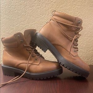 Target Brown Leather Boots with Rugged Sole